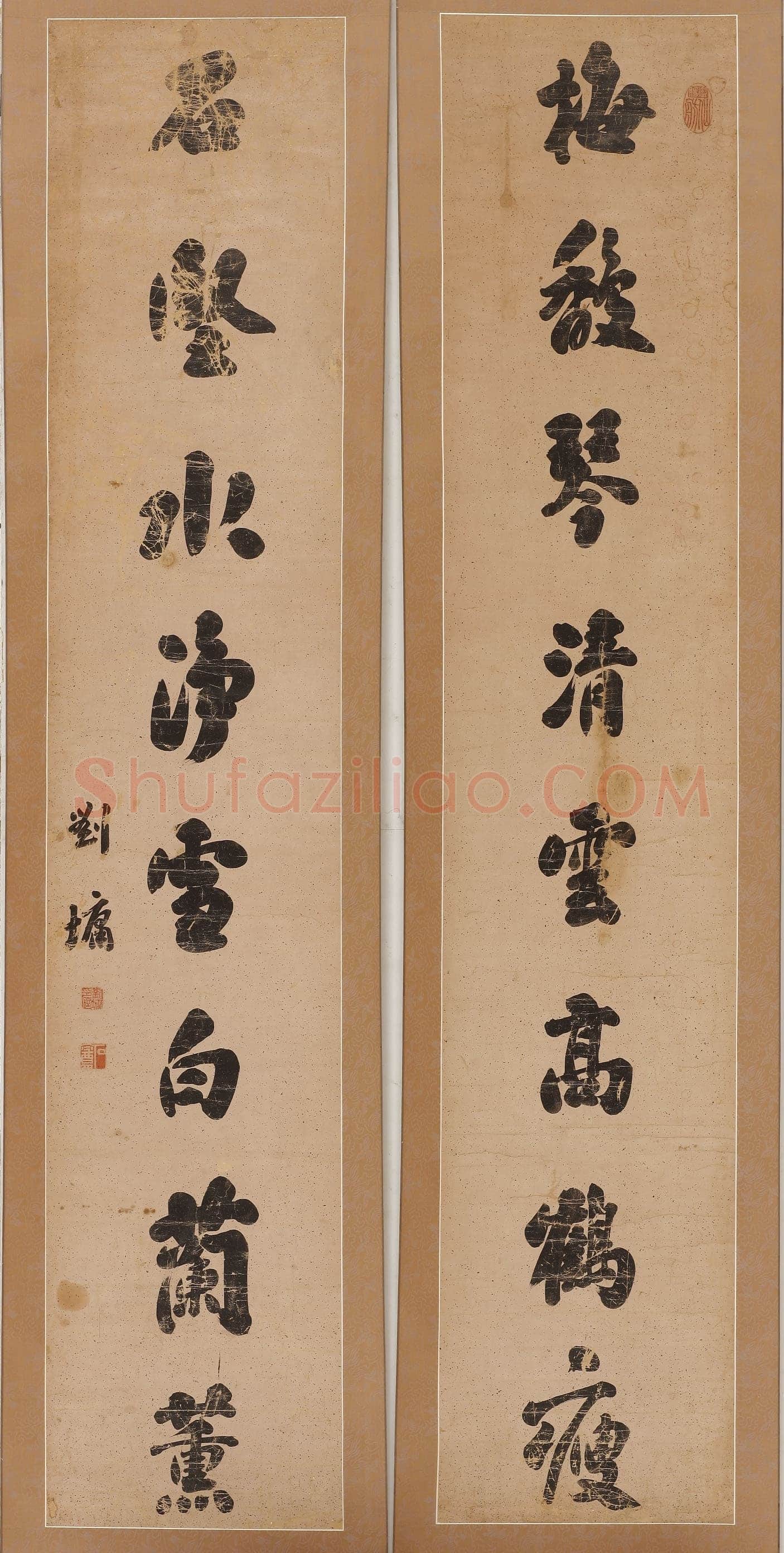 刘墉《行书梅馥石坚八言联》161×31cm×2 无锡博物院藏