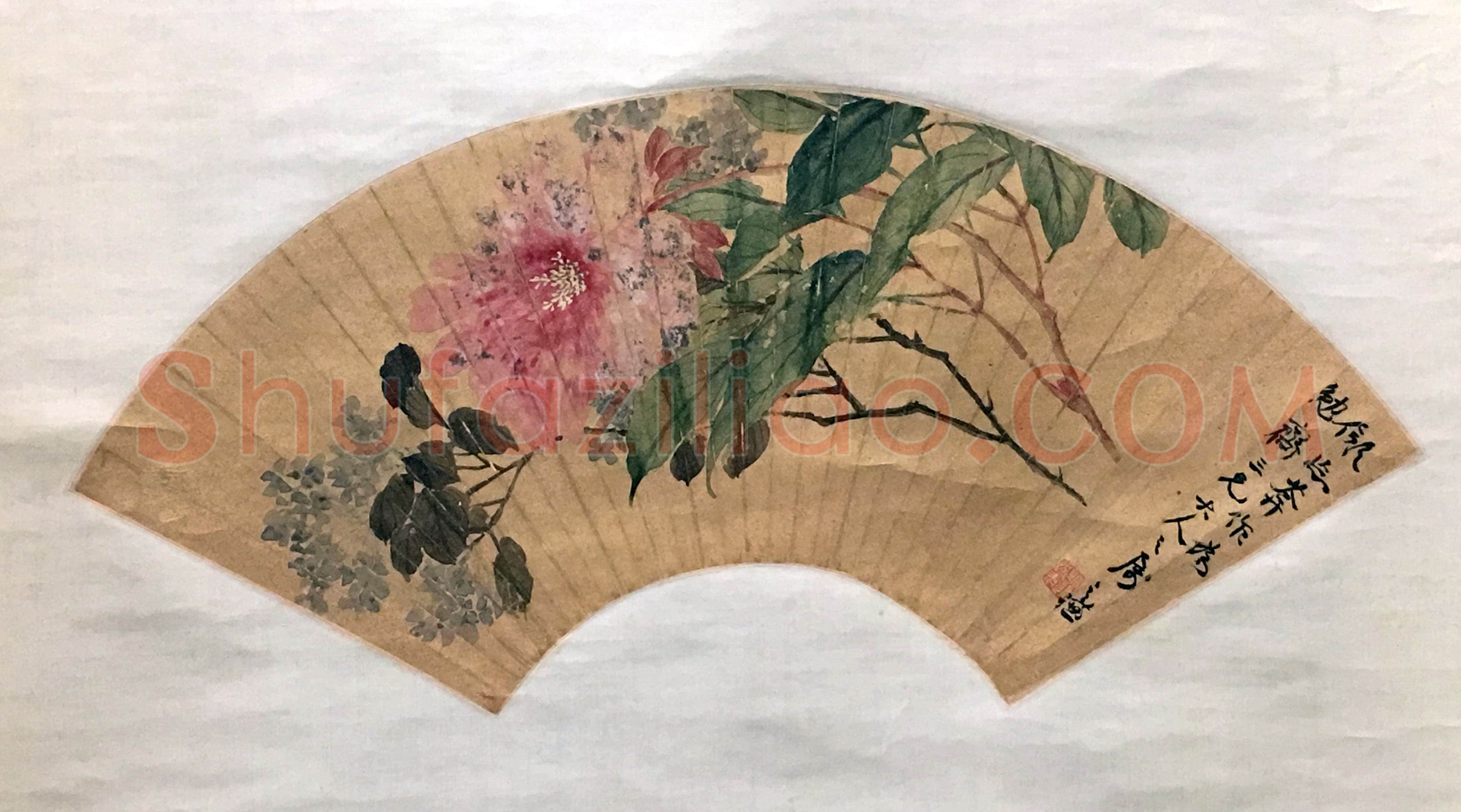 赵之谦《行书五律设色芍药扇面合景轴》51.5×18cm 西泠印社藏