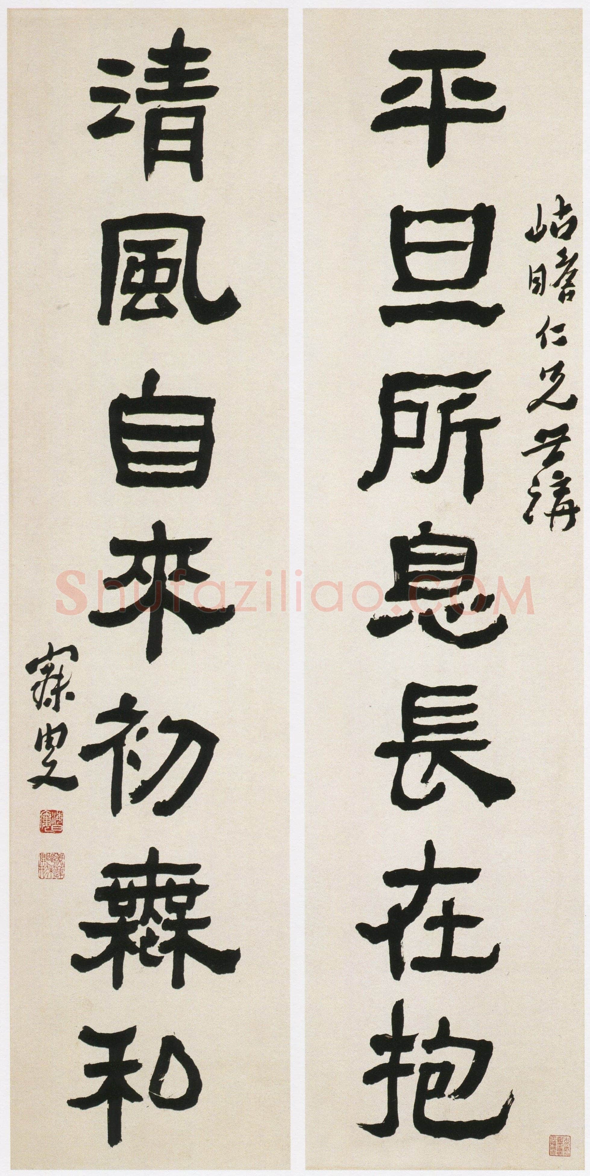 沈曾植《隶书平旦清风七言联》纸本隶书 143.5×35.5cm×2 浙江省博物馆藏