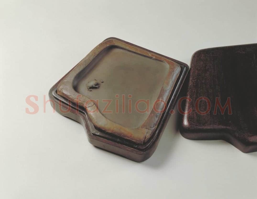 蟹青石砚 | 故宫文房用品藏品